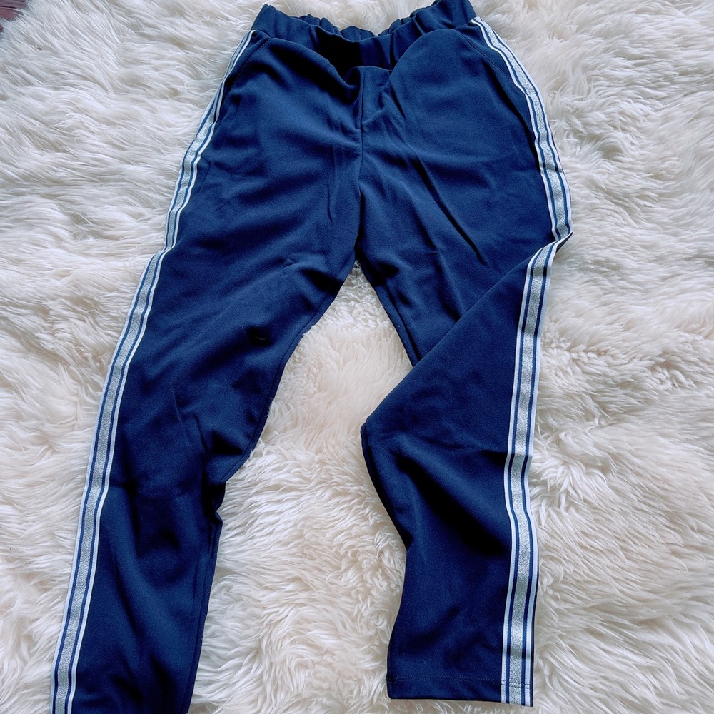 calzedonia cropped flare leggings with side insert/NWT